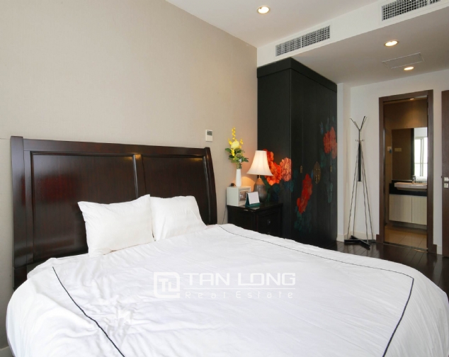 Lakeview 2 bedroom apartment for rent on 19F Lancaster Hanoi 6