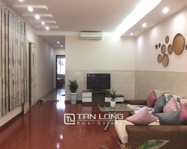 Large 2 bedroom apartment for rent in Lane 34, Au Co street 1