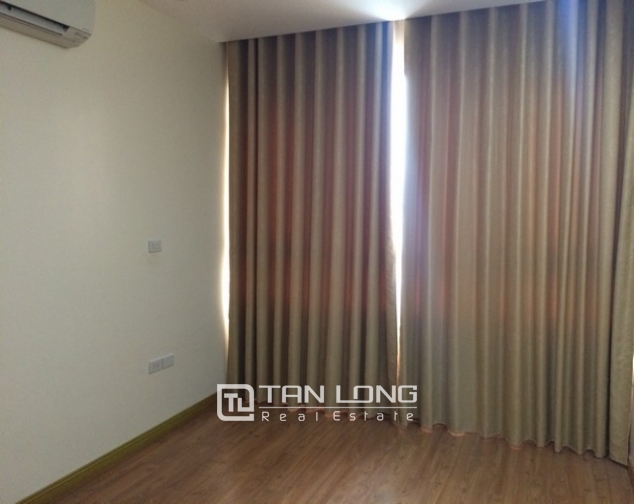 Large 3 bedroom apartment without furniture for rent in Mandarin Garden, Cau Giay, Hanoi 7