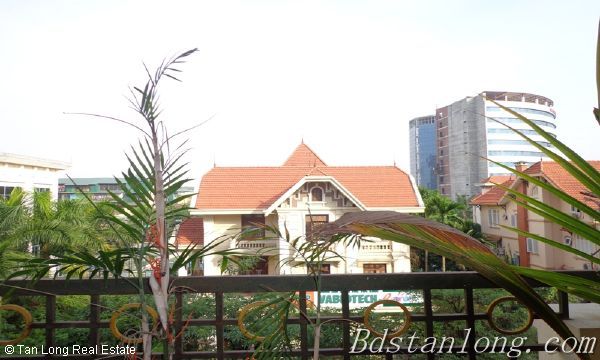 Large and nice apartment for rent in Thang Long International Village 4