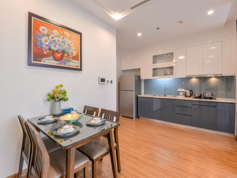 Lively apartment for rent in Vinhomes Metropolis Ba Dinh 6