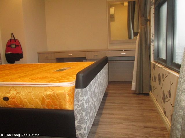 Lovely apartment for rent in Starcity Le Van Luong 2
