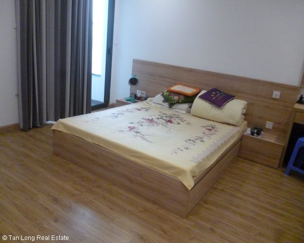 Lovely fully furnished apartment for rent in Starcity Le Van Luong 5