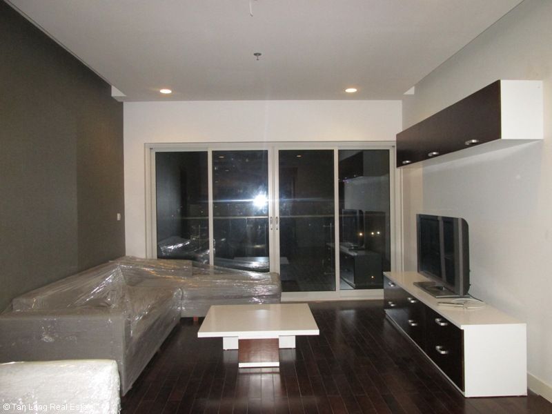 Luxurious 03 bedrooms apartment for rent in Lancaster building, Nui Truc, Ba Dinh Dict. 1