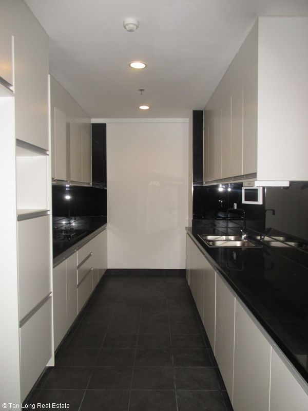 Luxurious 03 bedrooms apartment for rent in Lancaster building, Nui Truc, Ba Dinh Dict. 4