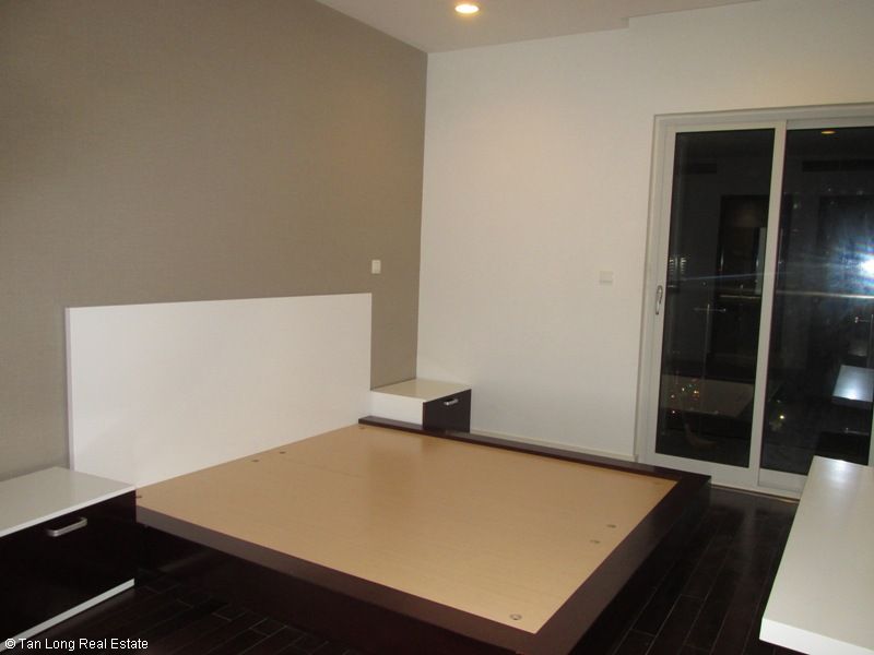 Luxurious 03 bedrooms apartment for rent in Lancaster building, Nui Truc, Ba Dinh Dict. 7