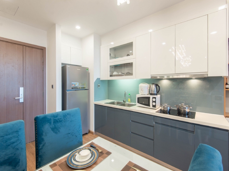 Luxurious 1-bedroom apartment in M2 Vinhomes Metropolis for rent 5