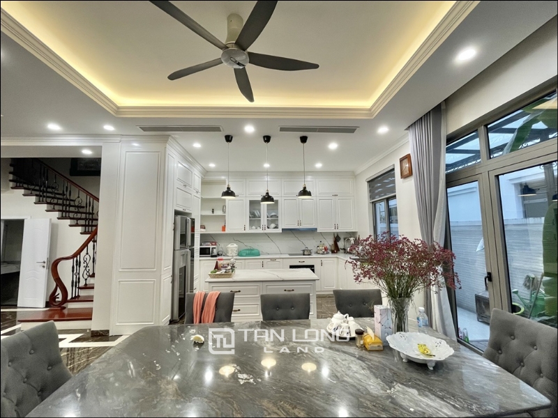 Luxurious Spacious fully furnished villa Duplex in Vinhomes The Harmony 6