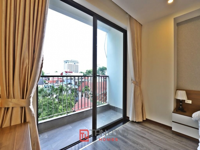 Luxury 02 bedroom apartment for lease in Tay Ho street 13