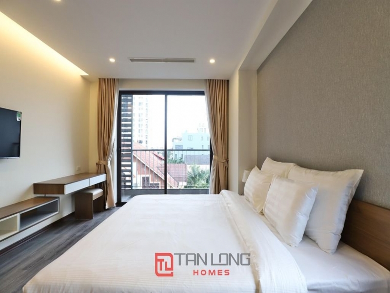 Luxury 02 bedroom apartment for lease in Tay Ho street 16