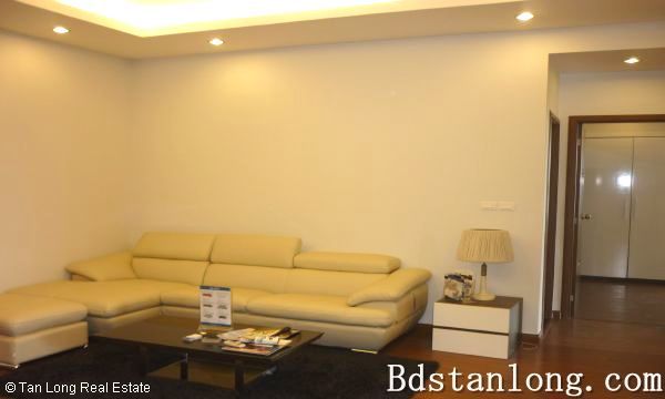 Luxury apartment for rent in Star Tower Hanoi. 1