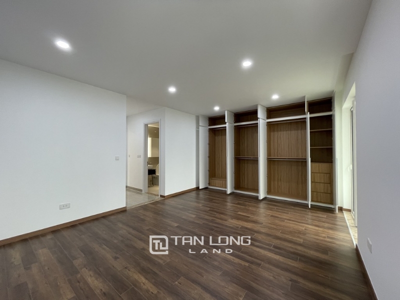 Luxury apartment for rent with basic furniture at The Link Ciputra 16