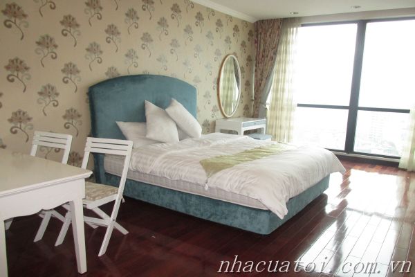 Luxury apartment rental in Vincom Ba Trieu