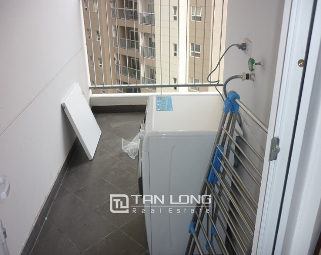 Middle floor 3 bedroom apartment in Tower C, Golden Palace for lease 7