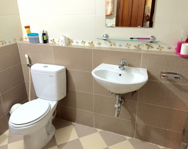 Middle floor apartment with 3 bedroom in 29T1 Trung Hoa Nhan Chinh urban for lease 9