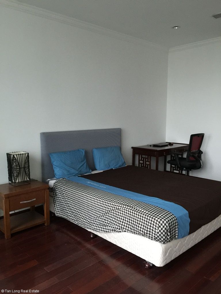 Modern 2 bedroom apartment for rent in Vincom Tower, Hai Ba Trung, Hanoi 10