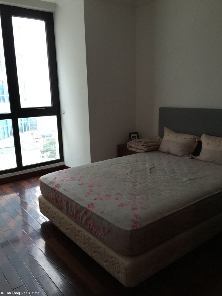 Modern 2 bedroom apartment for rent in Vincom Tower, Hai Ba Trung, Hanoi 7