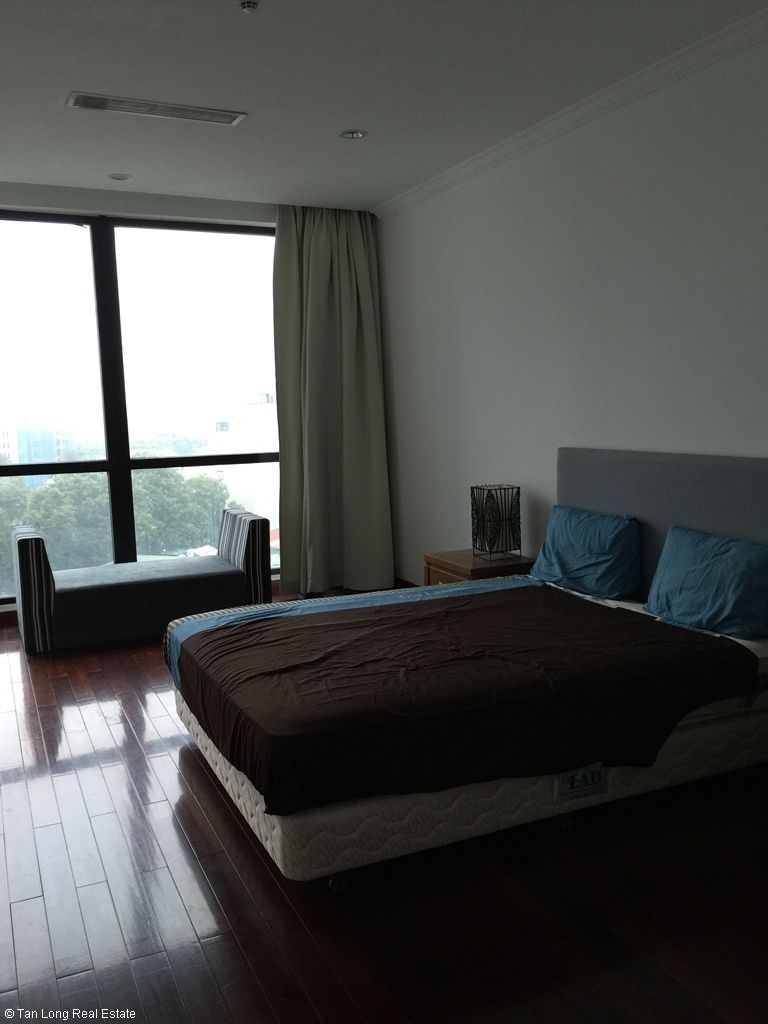 Modern 2 bedroom apartment for rent in Vincom Tower, Hai Ba Trung, Hanoi 9