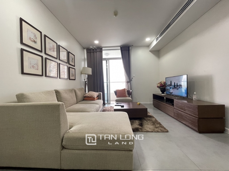 Modern 2 -  bedroom apartment in Watermark Hanoi for rent 4