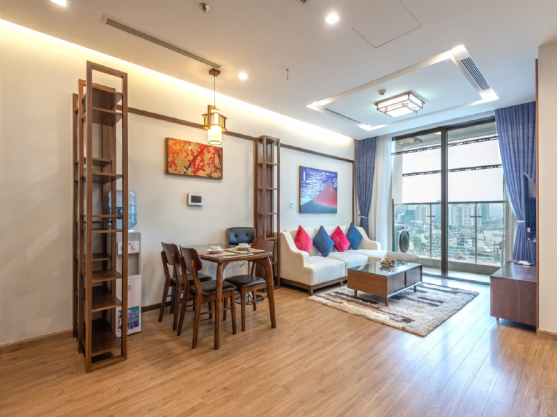 Modern 2-bedroom apartment for rent in M2 Vinhomes Metropolis 1