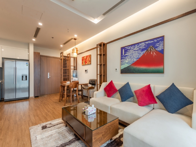 Modern 2-bedroom apartment for rent in M2 Vinhomes Metropolis 2