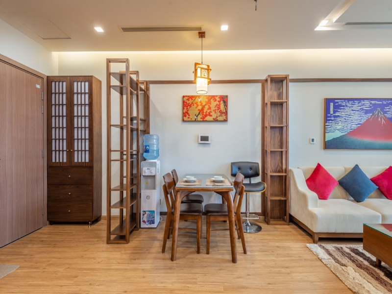 Modern 2-bedroom apartment for rent in M2 Vinhomes Metropolis 3