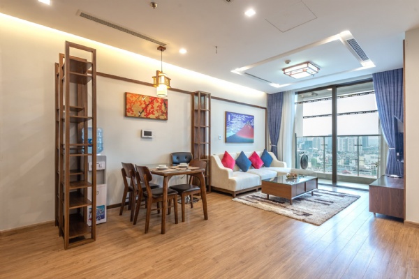 Modern 2-bedroom apartment for rent in M2 Vinhomes Metropolis Ba Dinh