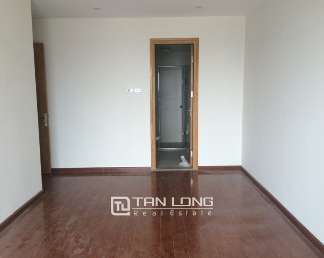 Modern 3 bedroom apartment to rent in N04 Hoang Dao Thuy, Cau Giay, Hanoi 4