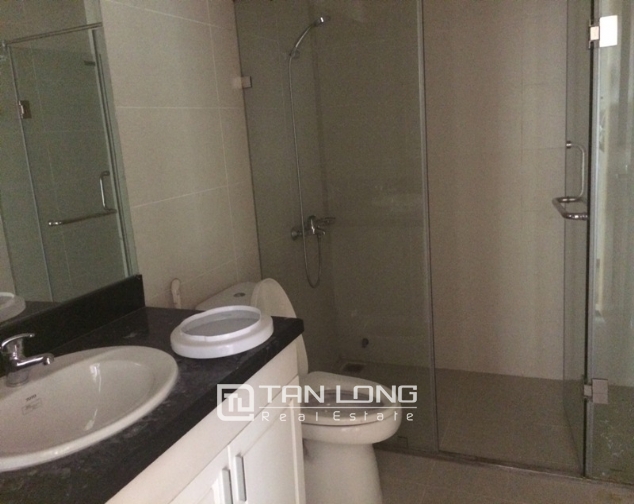 Modern 3 bedroom apartment to rent in N04 Hoang Dao Thuy, Cau Giay, Hanoi 5