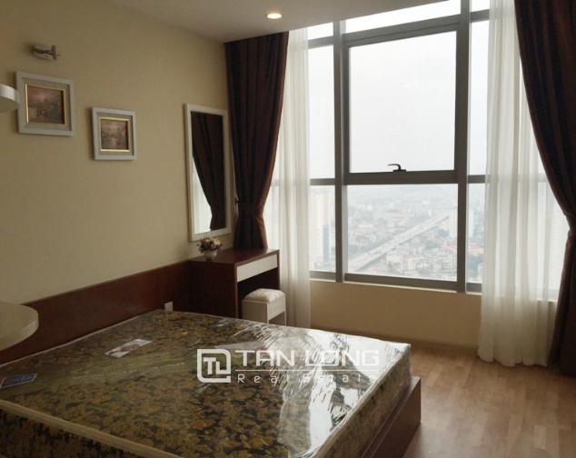 Modern 3 bedroom apartment with full furniture for rent in Tower A Thang Long Number One 7