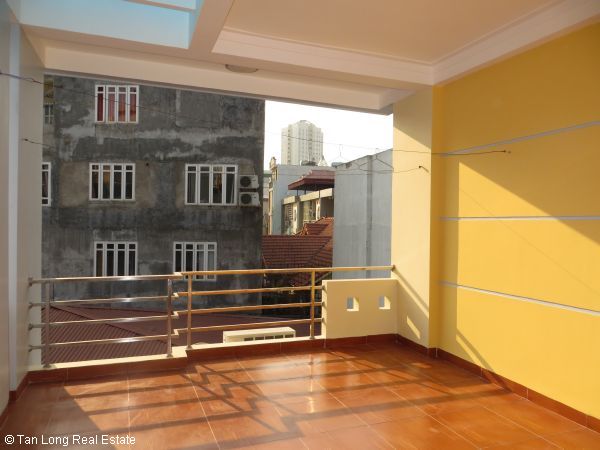 Modern 5-storey house for rent in Tran Duy Hung, Cau Giay dist, Hanoi 1