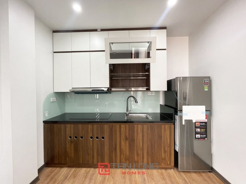 Modern and branch new 2 bedroom service apartment for lease in Xuan Dieu street. 1
