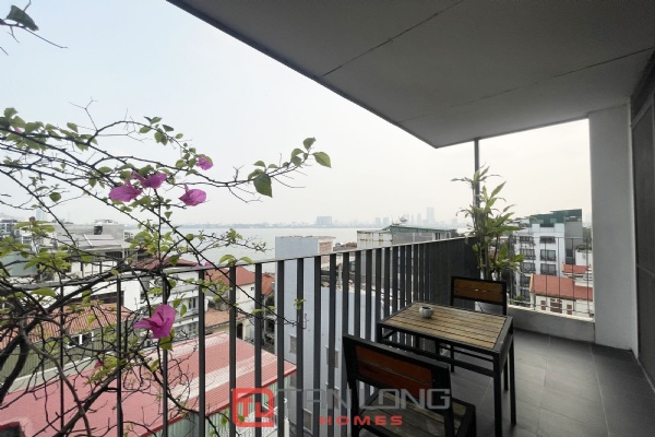 Modern and gorgeous lake view 2 bedroom apartment in Xuan Dieu for lease. 