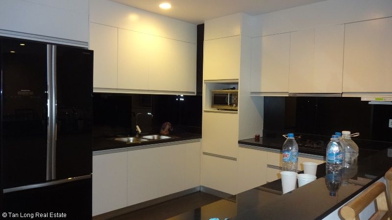 Modern and luxurious 04 bedrooms apartment for rent in Lancaster Building, Nui Truc, Ba Dinh Dict. 4