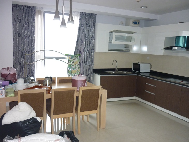 Modern apartment with 3 bedroom for rent in Star Tower, Cau Giay, Hanoi