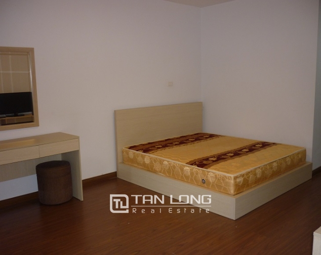 Modern apartment with 3 bedroom for rent in Star Tower, Cau Giay, Hanoi 3