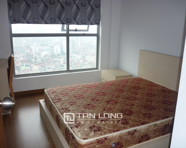 Modern apartment with 3 bedroom for rent in Star Tower, Cau Giay, Hanoi 6