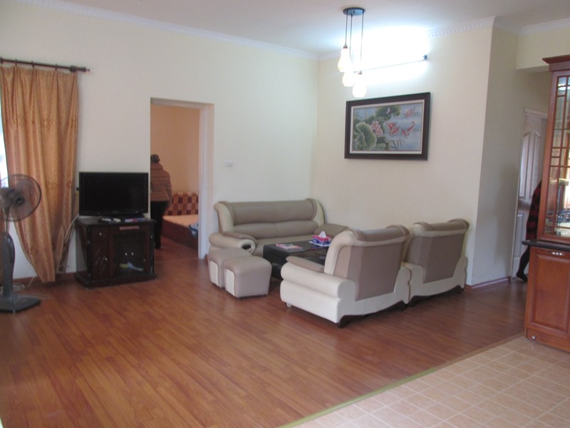 Modern apartment with 3 bedrooms in De La Thanh for rent