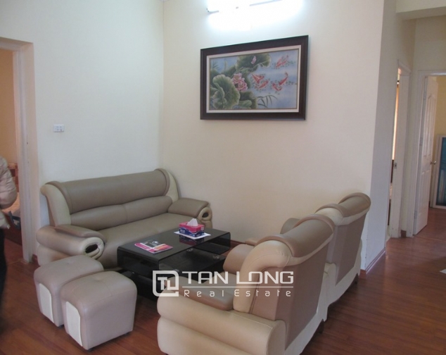 Modern apartment with 3 bedrooms in De La Thanh for rent 3