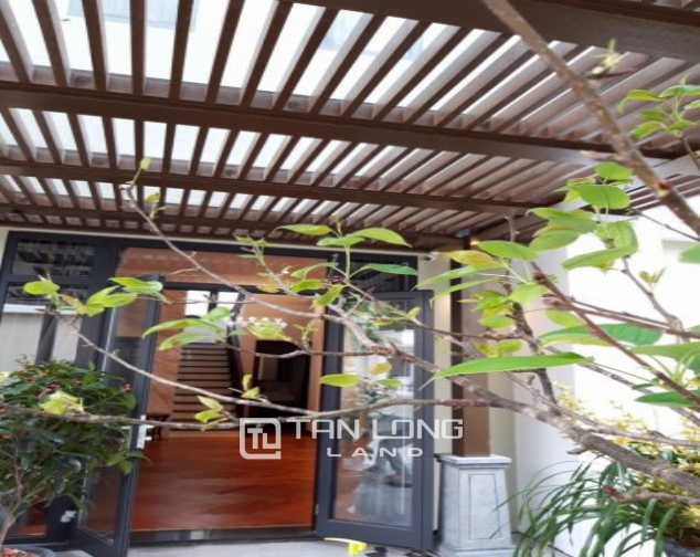 Modern single villa for rent in one of the hottest urban in Tay Ho Tay - Starlake! 1