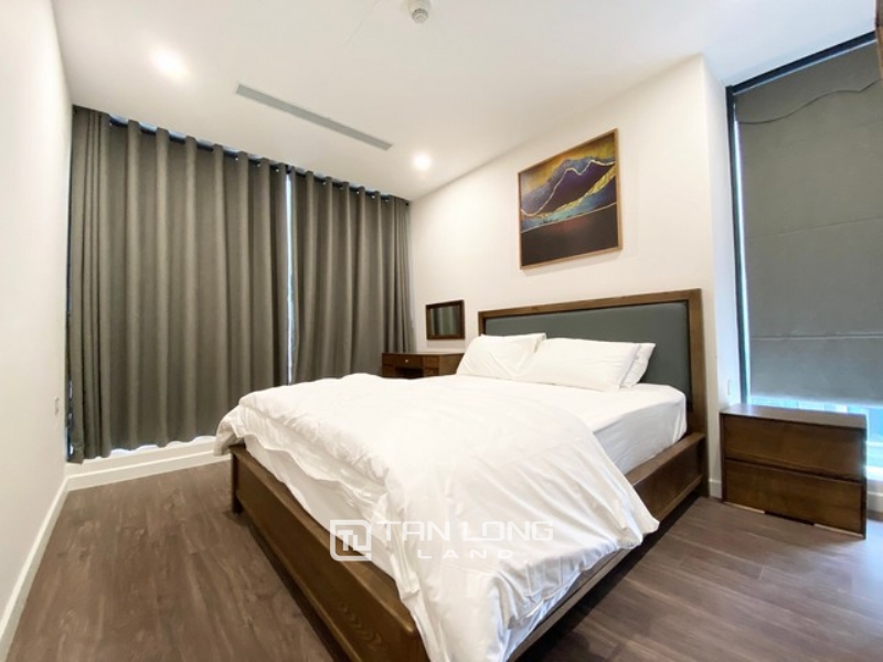 Modish furnished 3BR apartment for rent in Sunshine city Ciputra near The Link 1