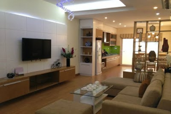 Nam Do apartment for rent, airy on 16th floor, 105m2, 3BRs, 2BRs, 2BRs, 2WC wooden floors, priced at VND9mil / month