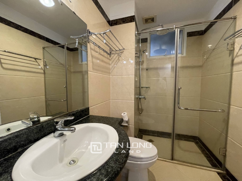 Neoclassic apartment for rent in G3 Ciputra 14
