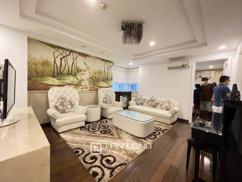 Neoclassic apartment for rent in G3 Ciputra 1