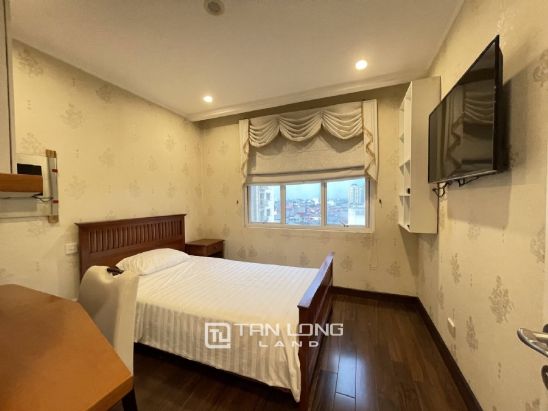Neoclassic apartment for rent in G3 Ciputra 8