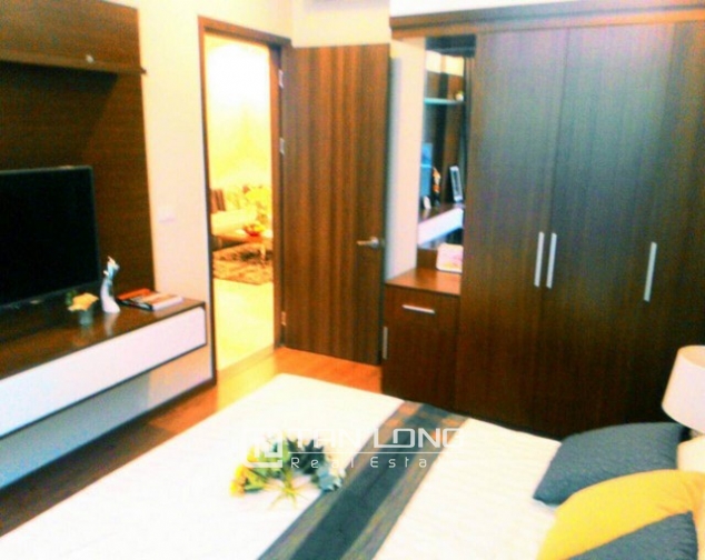 New and modern 3 bedroom apartment  for rent in CT2B in Trang An complex, Cau Giay d istrict 4