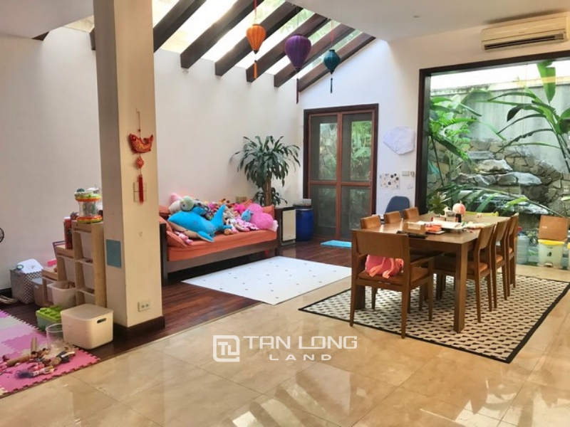 Newly renovated and Modern 4 bedroom villa for rent in T7 zone Ciputra Tay Ho 1