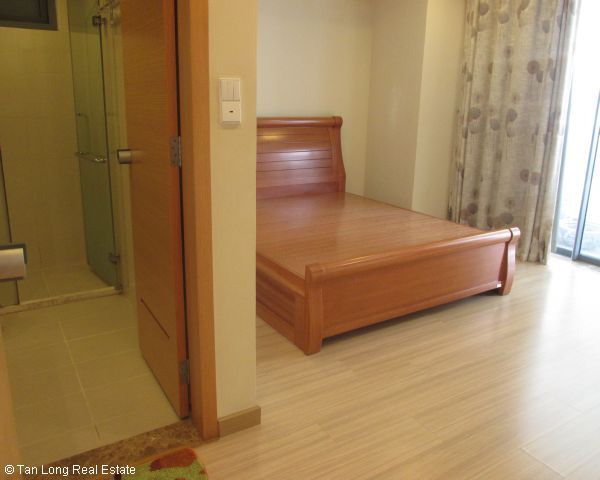 Nice 2 bedroom apartment to rent in Sky City 88 Lang Ha 9