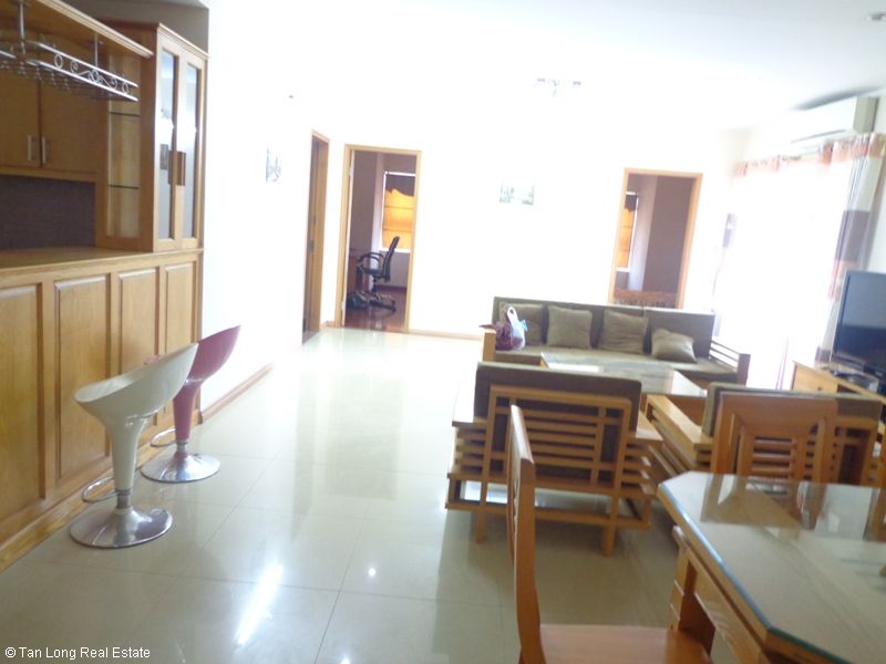 Nice 3 bedroom apartment for rent in M5 Nguyen Chi Thanh, Dong Da, Hanoi 3