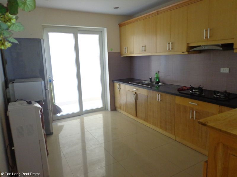 Nice 3 bedroom apartment for rent in M5 Nguyen Chi Thanh, Dong Da, Hanoi 5
